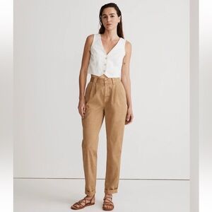 Madewell Garment-Dyed Tapered Chino Pants in Seed Khaki
